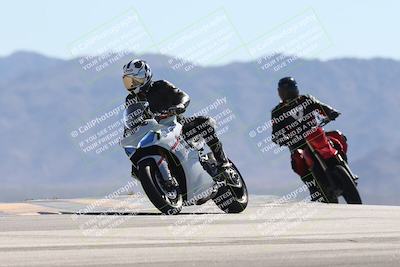 media/Oct-13-2025-Moto Forza (Mon) [[a66d839500]]/4-C Group/Session 4 (Turn 9)/